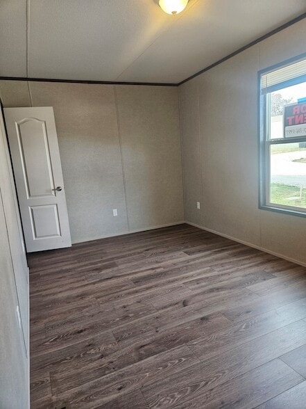 Building Photo - 6501 Hwy 19