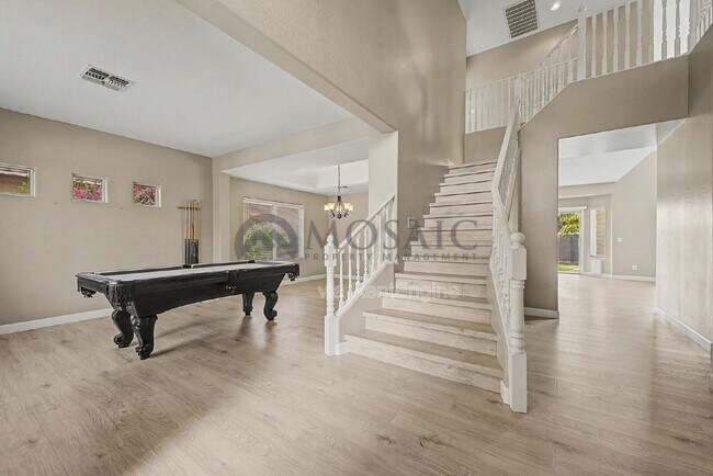 Building Photo - 3356 E Mayberry Ave