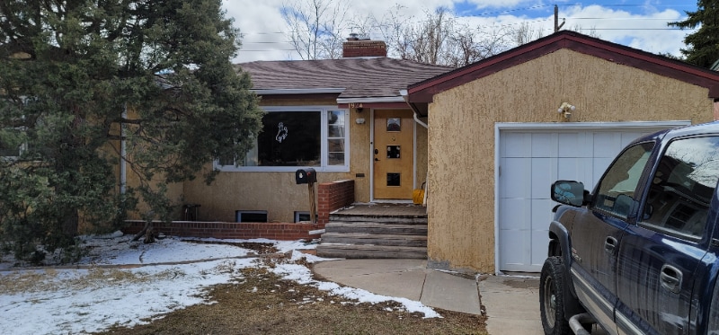 Building Photo - 1924 Grand Ave