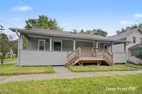 Building Photo - 1266 Clark St