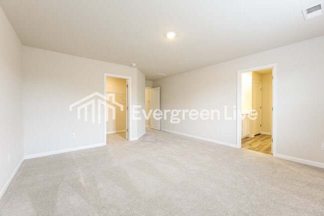 Building Photo - ready now