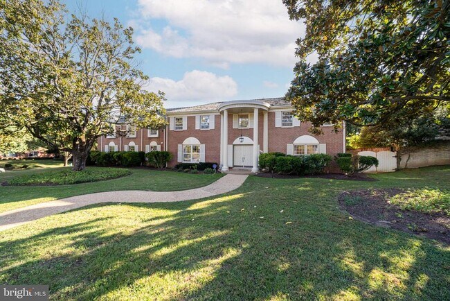 Building Photo - 6209 Stoneham Ln