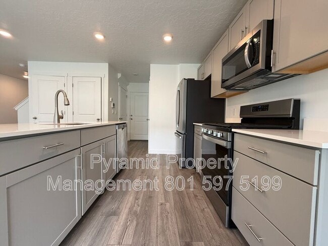 Building Photo - 3831 W 930 N