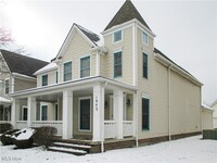 Building Photo - 1942 E 84th St