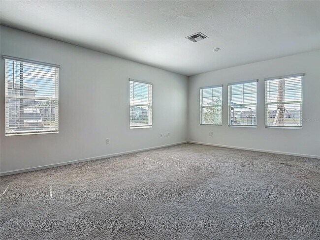 Building Photo - 373 Grand Pne Ln