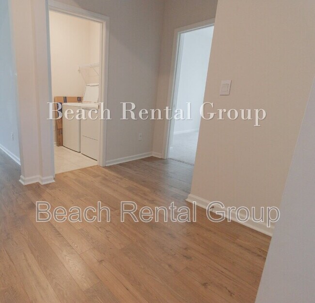 Building Photo - 246 Marauder Dr