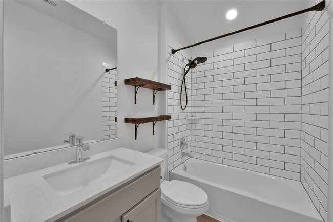 Building Photo - 14213 Wonder Lake Ln