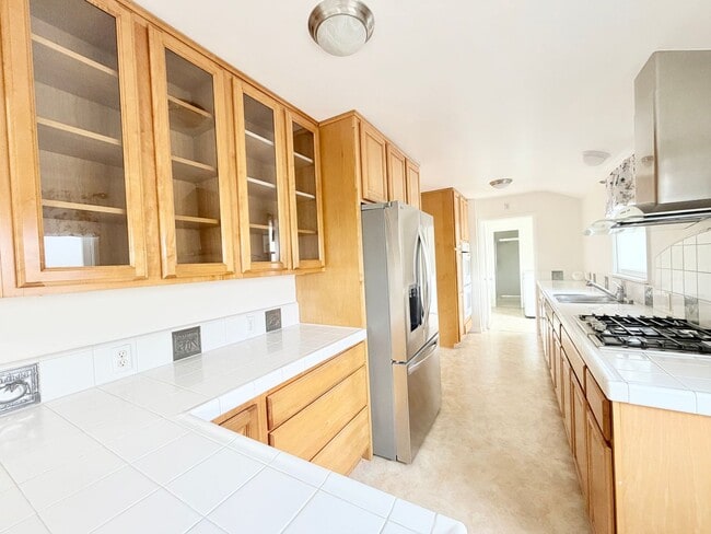 Building Photo - Charming 4-bedroom, 2-bath Home - MOVE IN READY