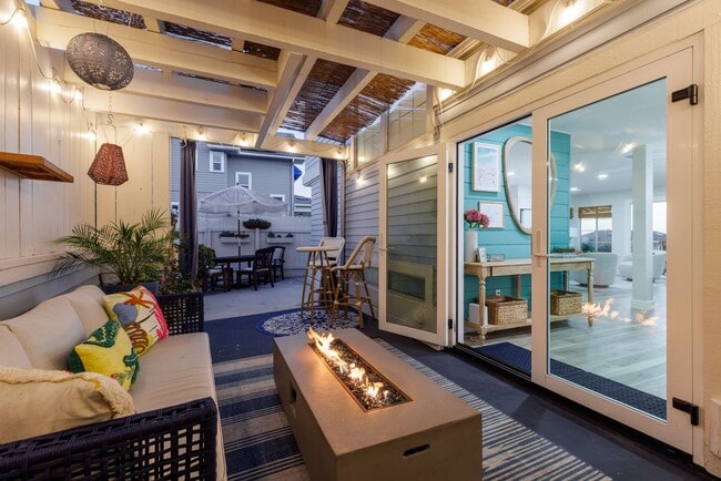 Building Photo - Ocean View Leucadia Townhome | Walk to Beach, Dining & More