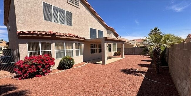 Building Photo - 8609 Highland View