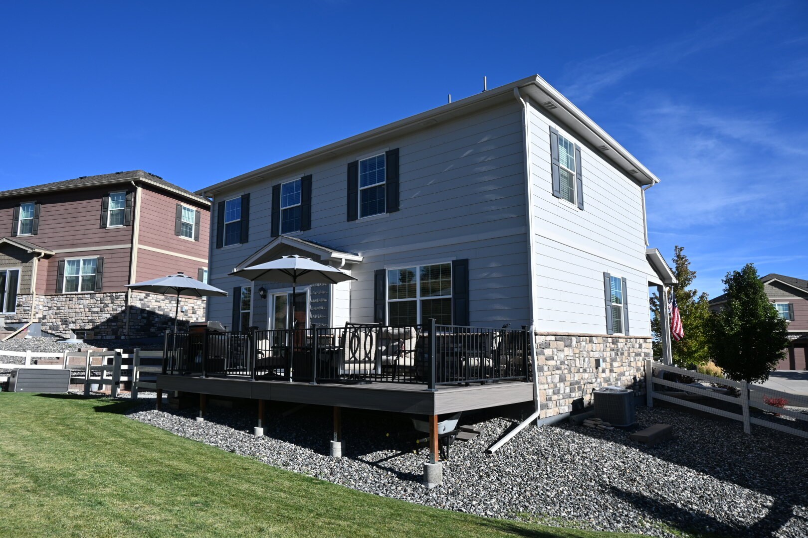 Building Photo - 1986 Shadow Creek Dr