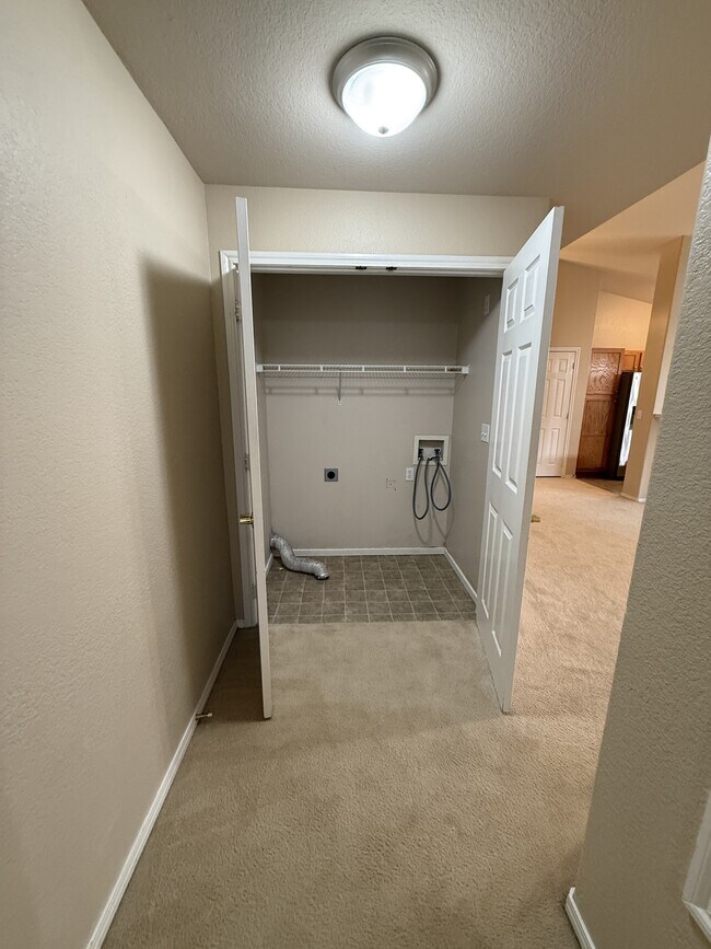 Building Photo - 3732 Riviera Grove