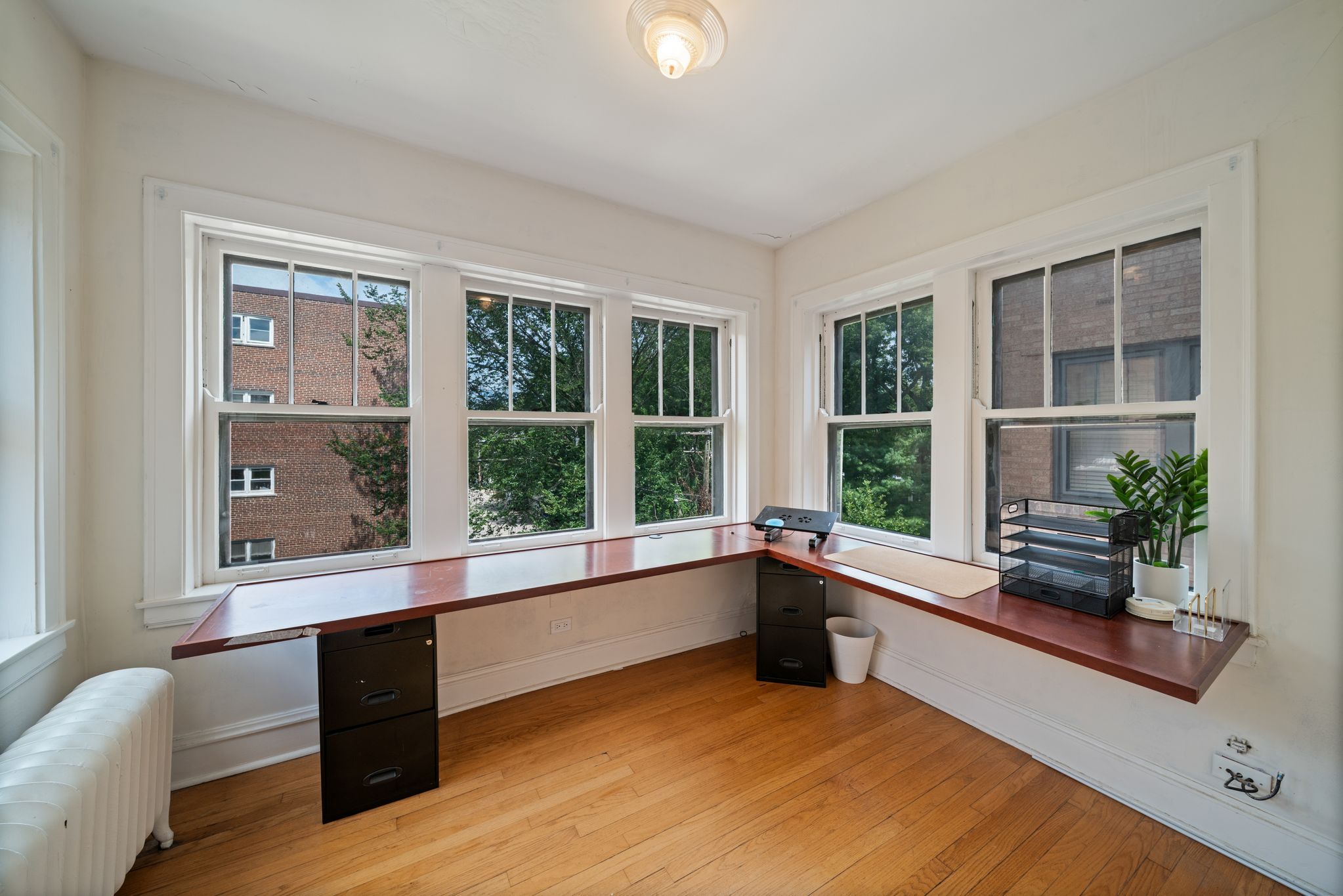 Building Photo - 721 Foster St