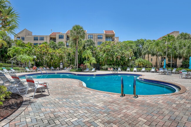 Building Photo - 2455 Lindell Blvd