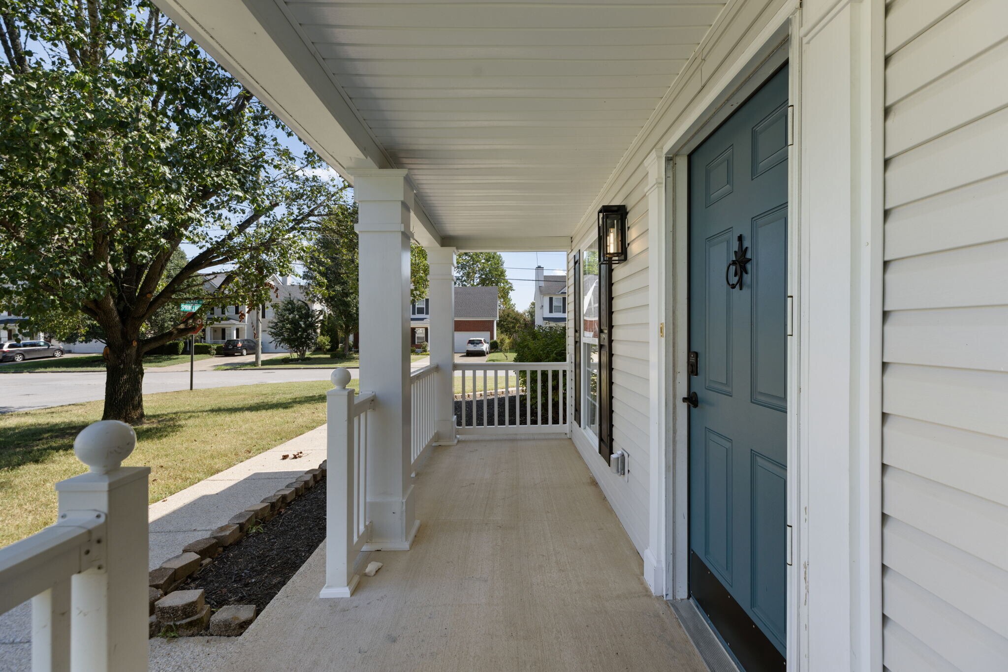 Building Photo - 2150 Blake Dr