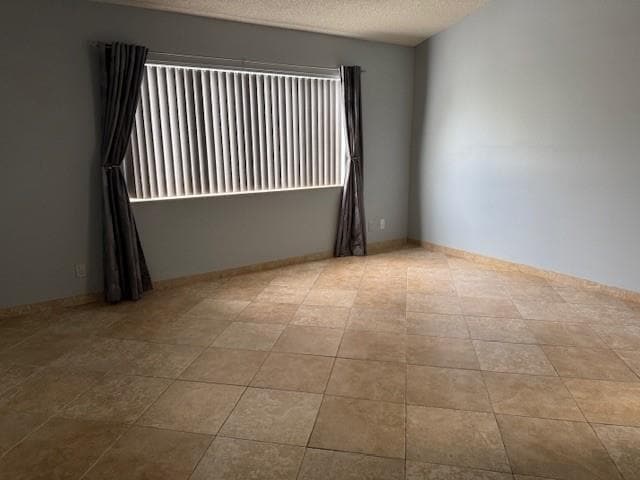 Building Photo - 5861 N Plum Bay Pky