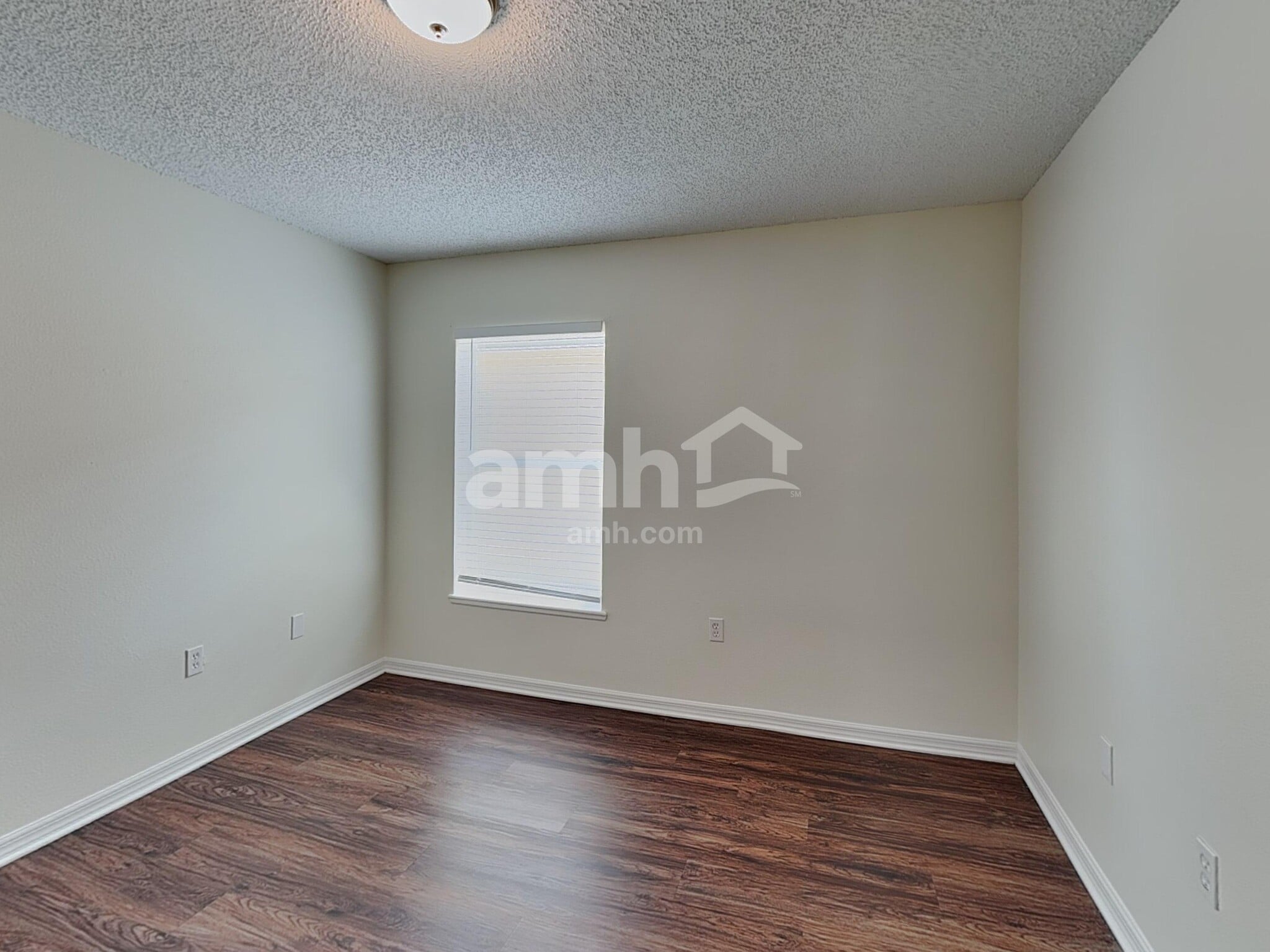 Building Photo - 5251 Silver Thistle Ln