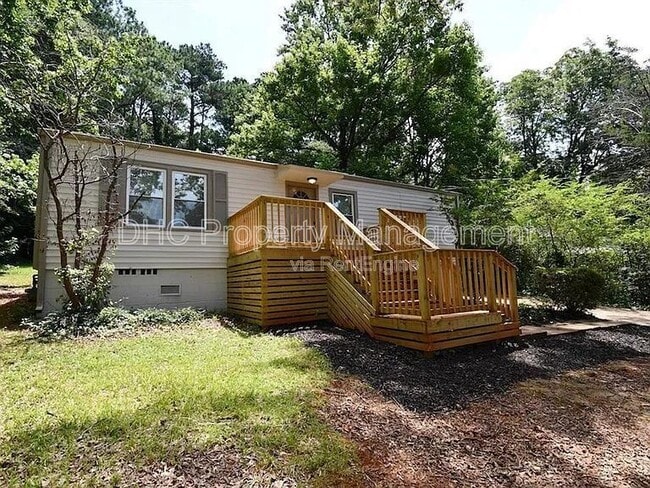 Building Photo - 1394 Alverado Way