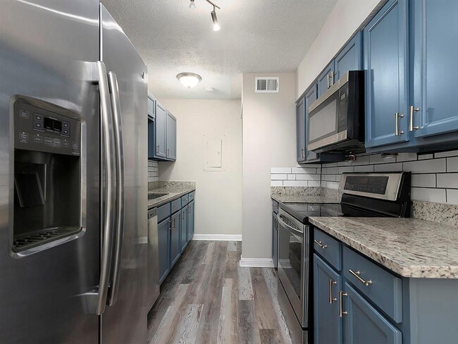 Building Photo - 3874 Mulkey Cir SW