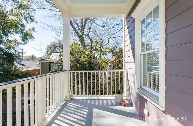 Building Photo - Beautiful House Just 2 Blocks From MUSC | ...