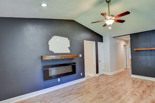 Building Photo - Charming 3-Bedroom, 2-Bath Home in Virgini...