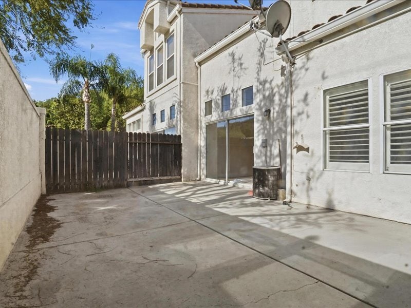 Building Photo - 356 Carrione Ct