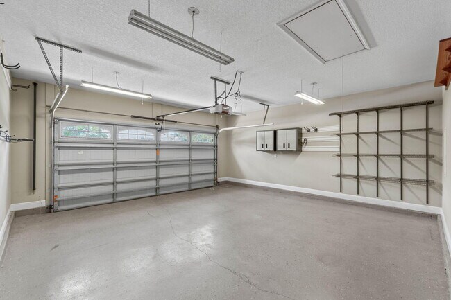 Building Photo - 4595 Hermosa Rd