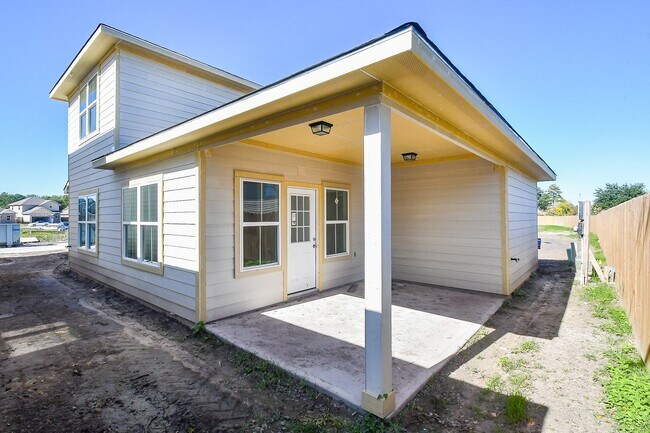 Building Photo - 12202 Heather Flower Ln