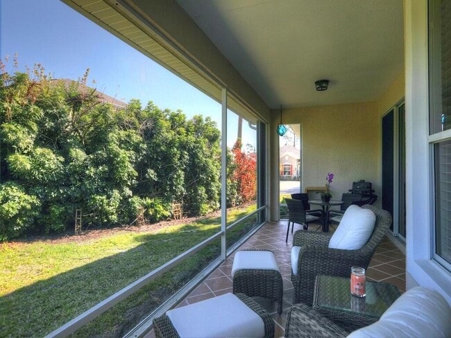 Building Photo - 309 Swallowtail Ln