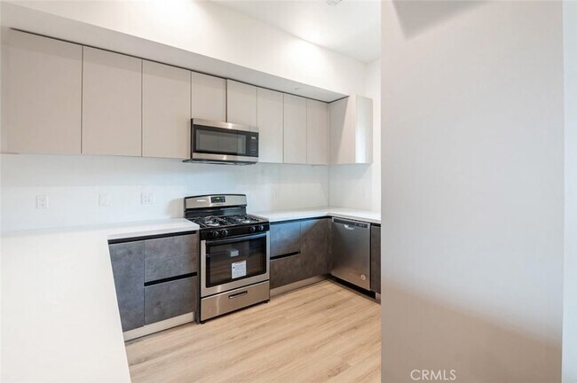 Building Photo - 7341 Valmont St