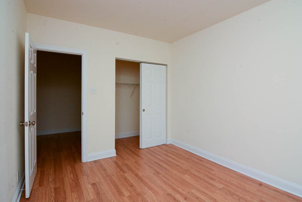 Building Photo - 2600 N Kimball Ave