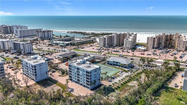 Building Photo - 6691 Estero Blvd