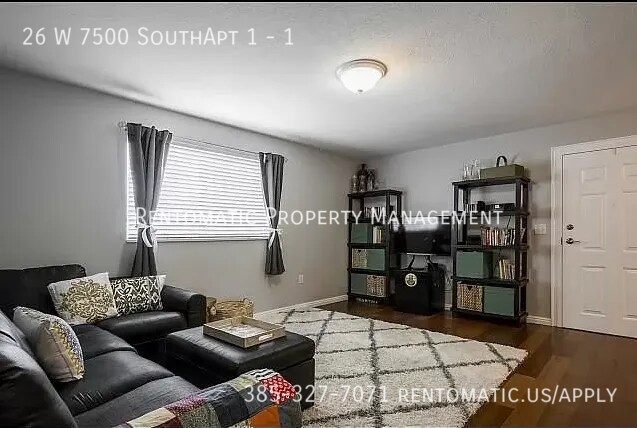 Building Photo - 26 W 7500 S