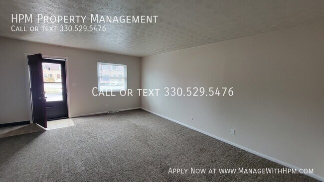 Building Photo - CALL 330-529-5476 TO SCHEDULE A SHOWING! -...