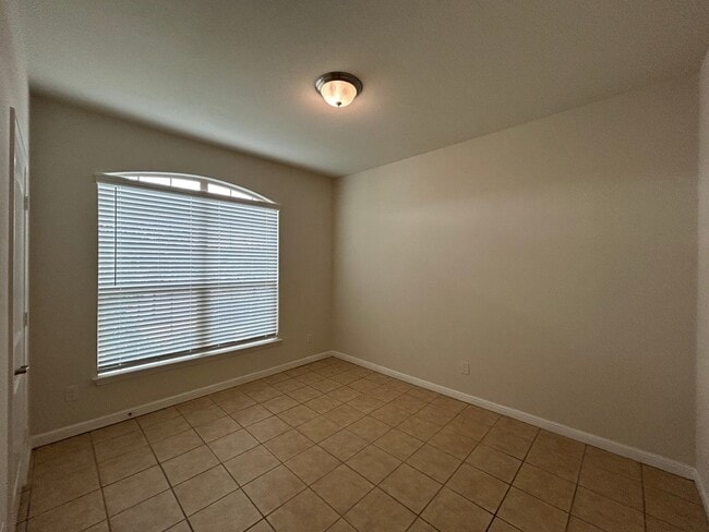 Building Photo - Fort Worth Texas Homes For Rent "Eagle Mou...