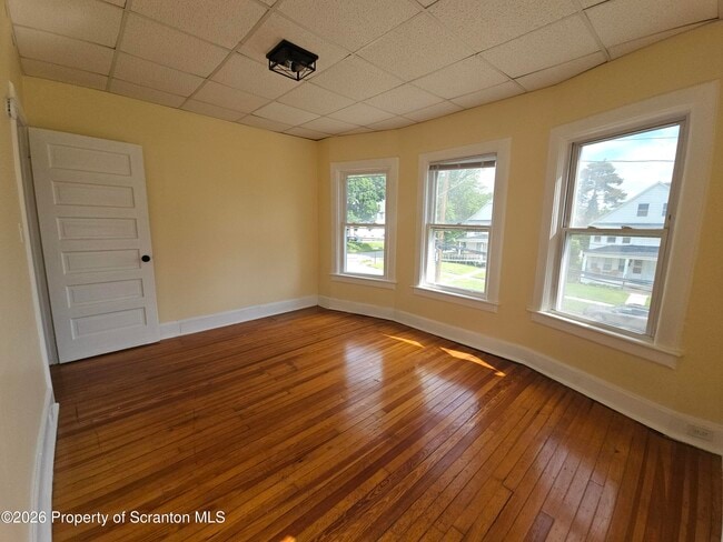Building Photo - 1327 Oram St