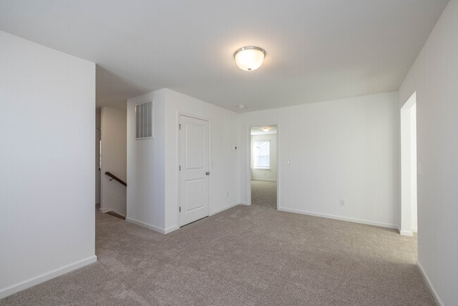 Building Photo - Brand New 4bd/2.5bath Home in Stonebridge Fairways- MOVE IN READY