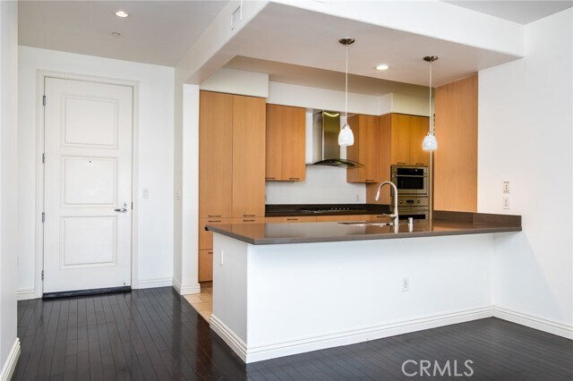 Building Photo - 268 Caruso Ave