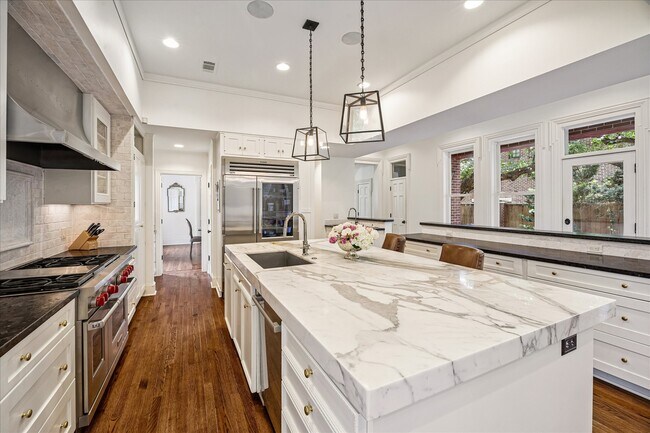 Building Photo - 2368 Timber Ln