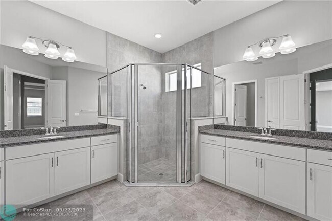 Building Photo - 5356 Liberty Ln