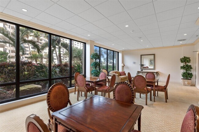 Building Photo - 5000 N Ocean Blvd