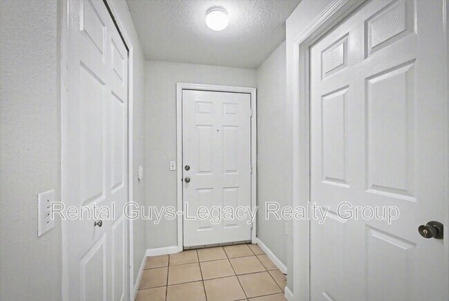 Building Photo - 8550 Touchton Rd