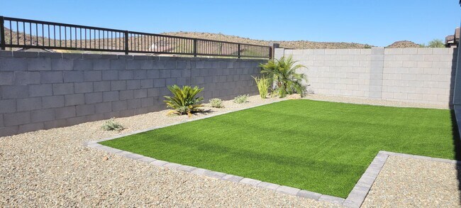 Building Photo - 13573 W Shifting Sands Dr