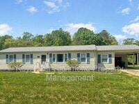 Building Photo - 10015 Seminole Rd