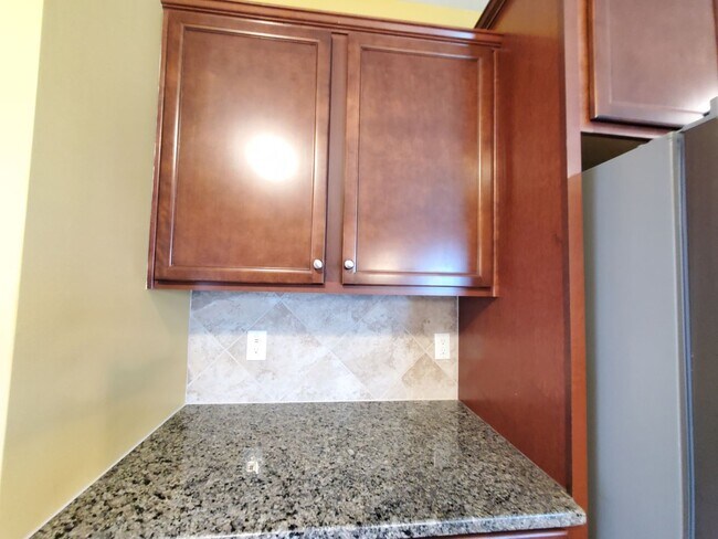 Building Photo - Gorgeous Home In Turnberry Subdivision