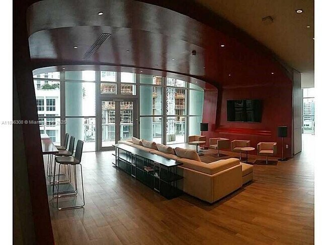 Building Photo - 1100 S Miami Ave