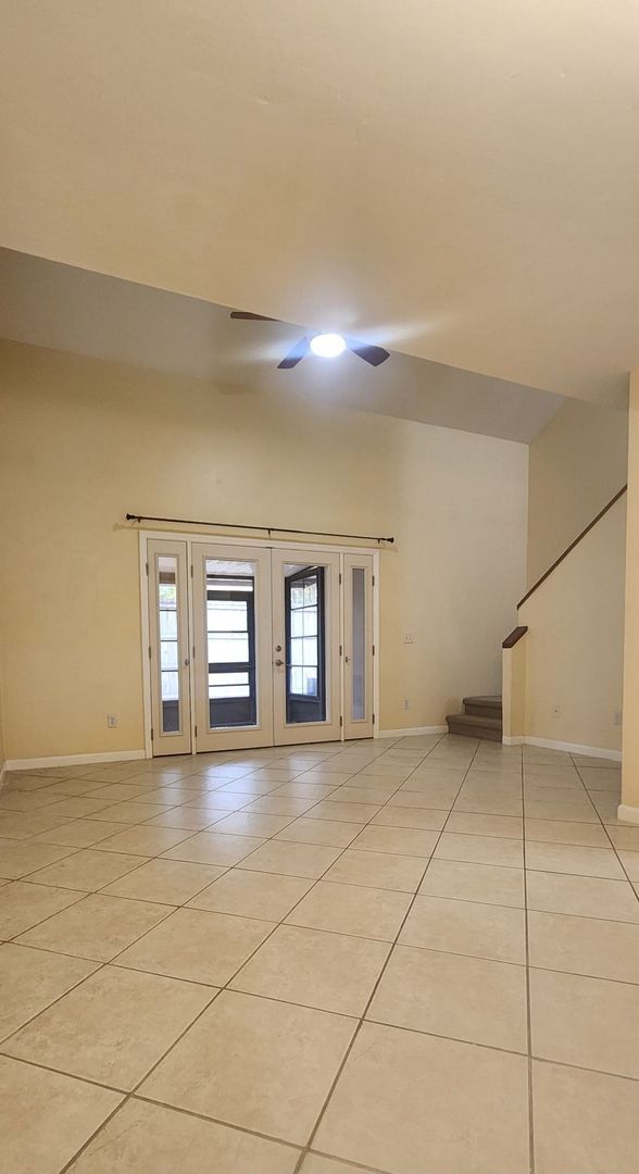 Building Photo - 2/2 in Timberway II!