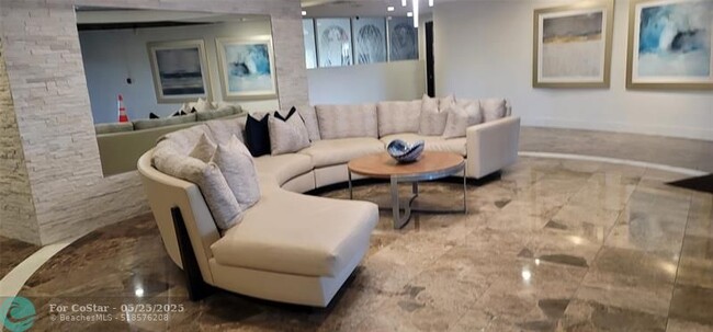 Building Photo - 3800 Galt Ocean Dr