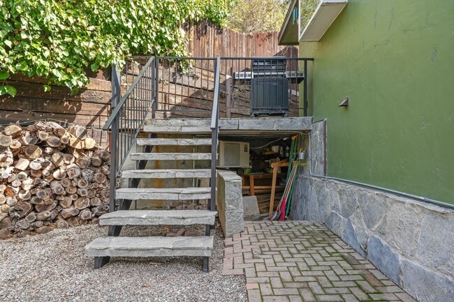 Building Photo - 21549 Summit Trail