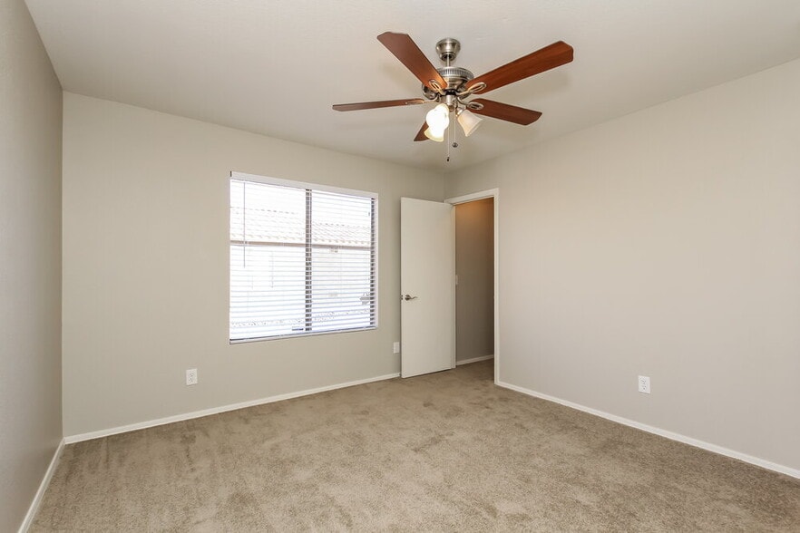 Building Photo - 16080 W Jackson St